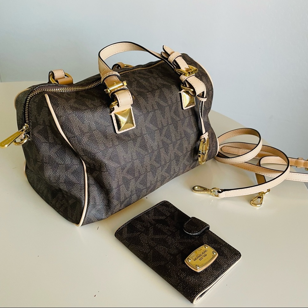 Micheal Kors set